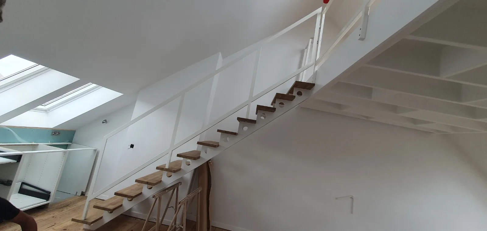 Escalier intérieur intérieur sur mesure, escalier design Lazaro Steel