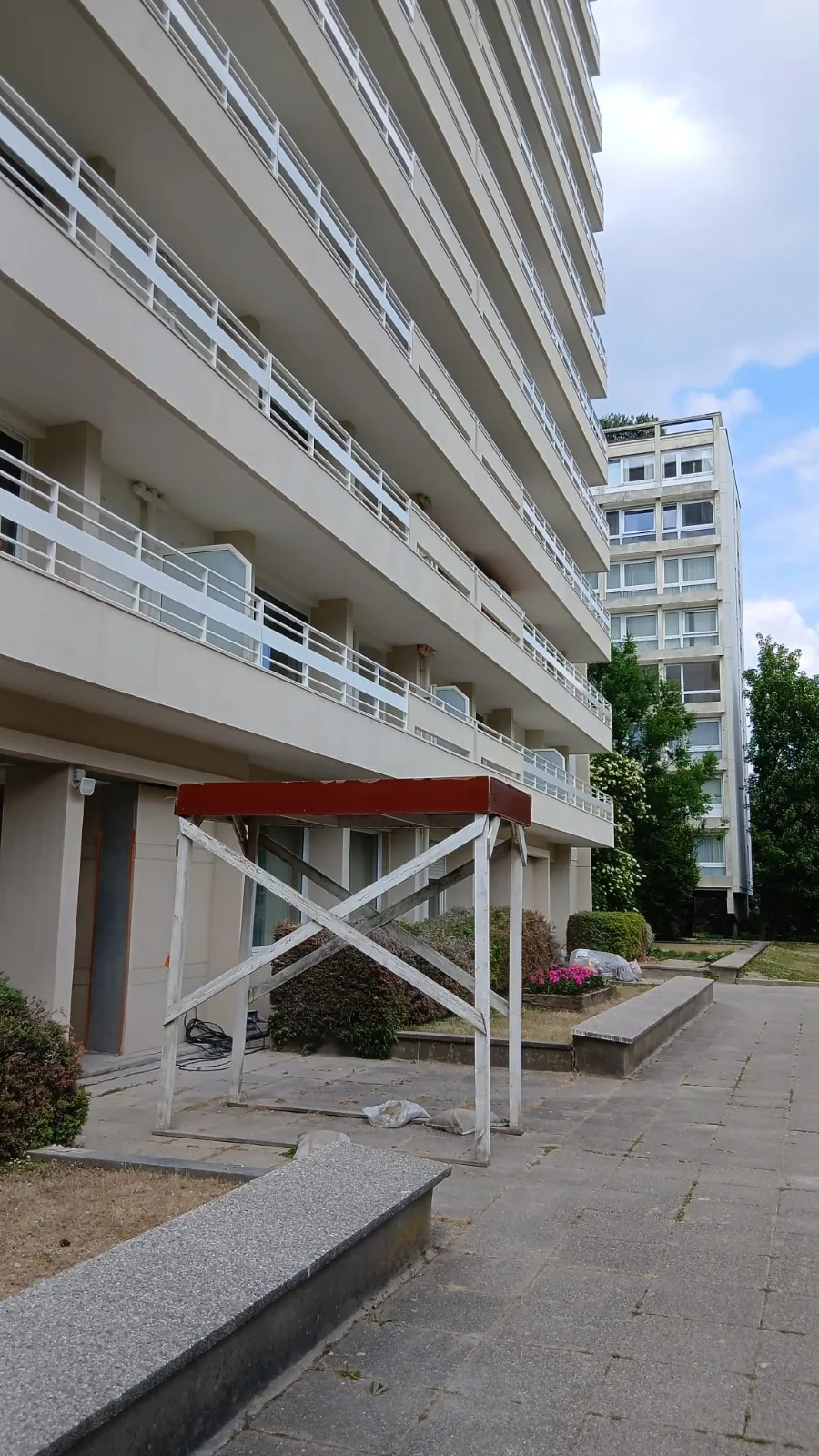 Garde-corps escalier hélicoïdal en acier laqué, garde-corps sur mesure