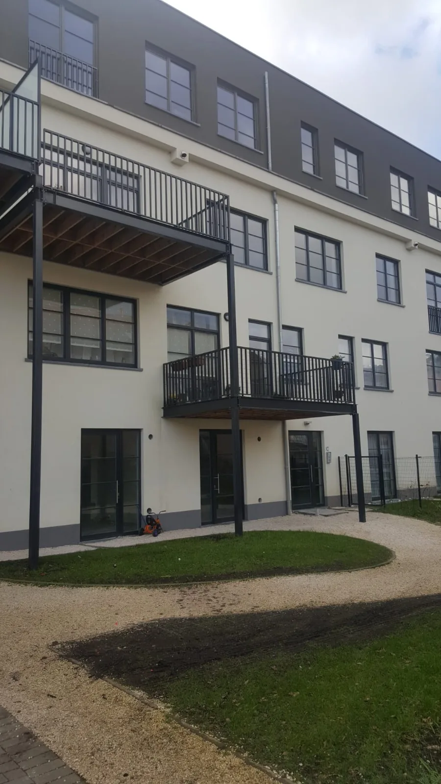 Structure acier sur mesure pour charpente ou terrasse